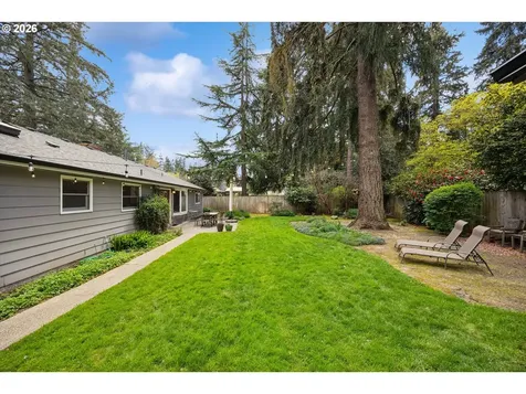 19113 Terry Avenue Lake Oswego OR 97035