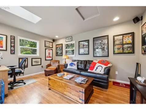 19113 Terry Avenue Lake Oswego OR 97035