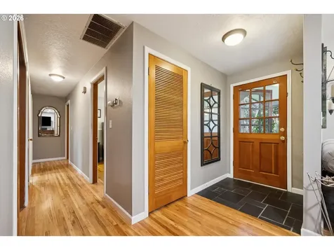 19113 Terry Avenue Lake Oswego OR 97035