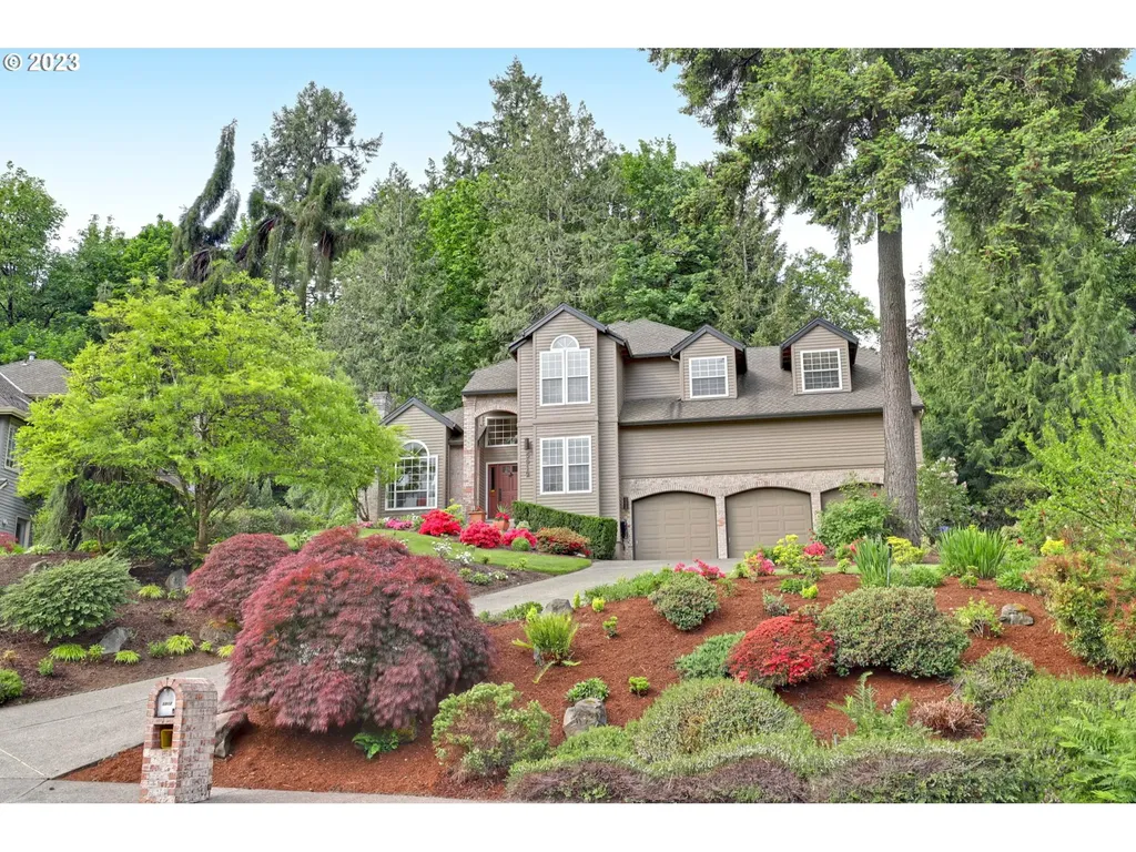 5912 SW Knightsbridge Drive Portland OR 97219