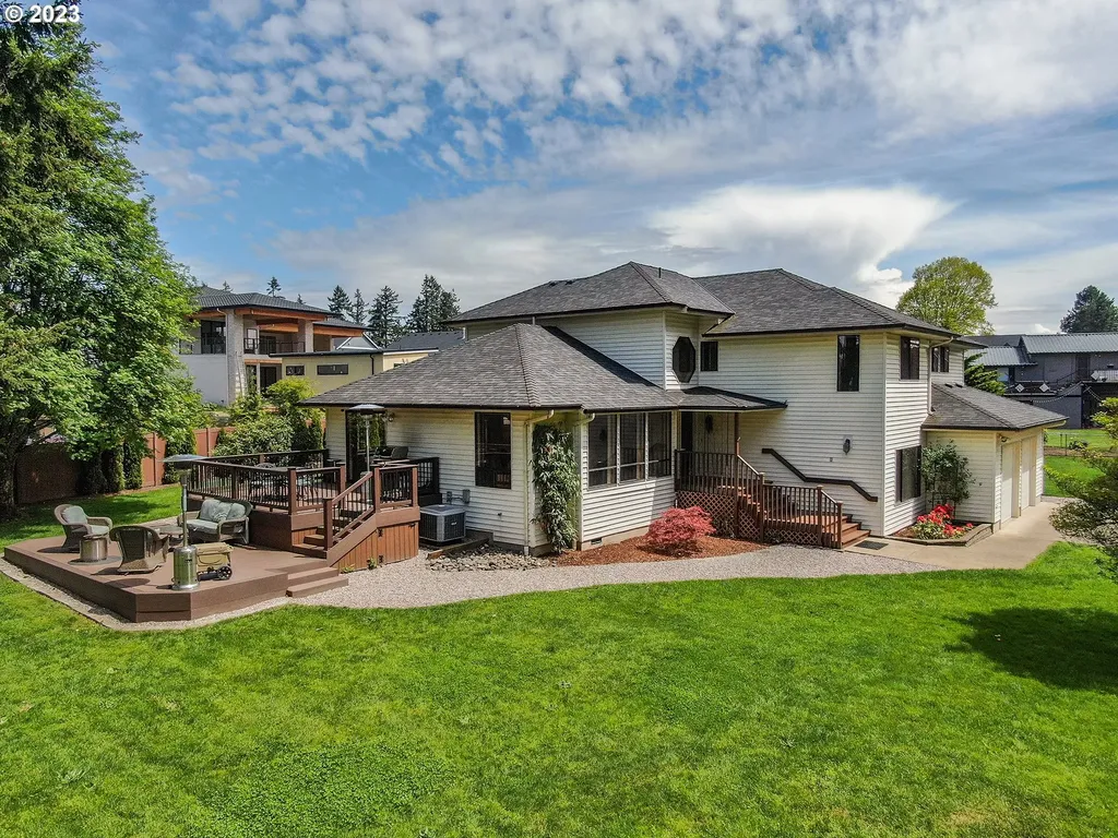 4104 NW 112th Way Vancouver WA 98685