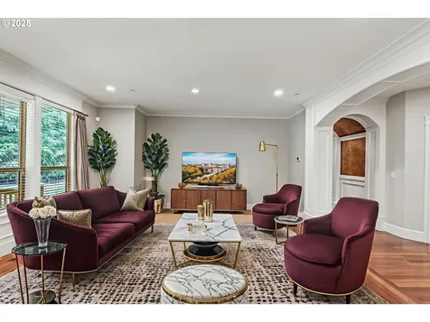 135 N 50th Avenue Longview WA 98632