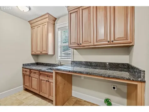 135 N 50th Avenue Longview WA 98632
