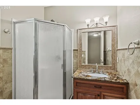 135 N 50th Avenue Longview WA 98632