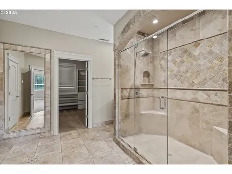 135 N 50th Avenue Longview WA 98632