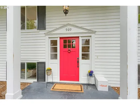 909 NW 49th Street Vancouver WA 98663