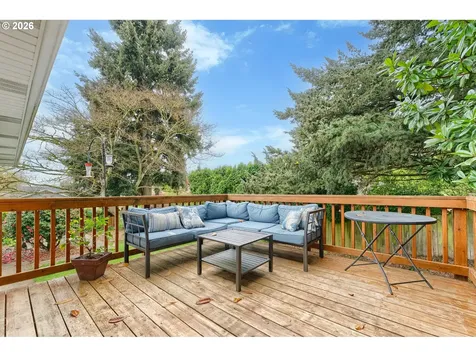 909 NW 49th Street Vancouver WA 98663