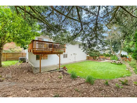 909 NW 49th Street Vancouver WA 98663