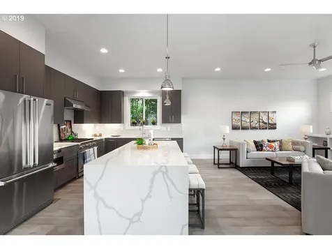 4453 SW Melville Portland OR 97221