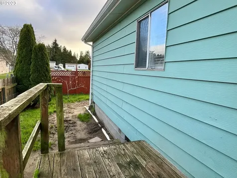 90973 Matthew Lane Coos Bay OR 97420