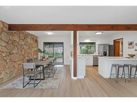 5845 Ridgetop Court Lake Oswego OR 97035