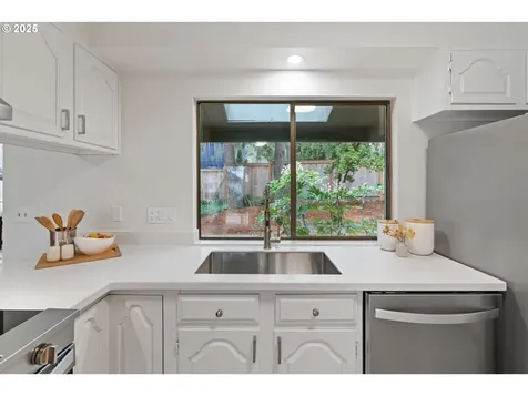 5845 Ridgetop Court Lake Oswego OR 97035