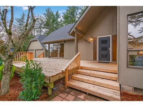 5845 Ridgetop Court Lake Oswego OR 97035
