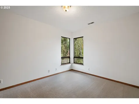 5845 Ridgetop Court Lake Oswego OR 97035