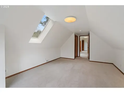 5845 Ridgetop Court Lake Oswego OR 97035