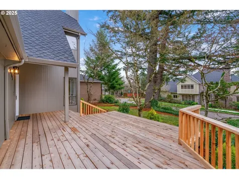 5845 Ridgetop Court Lake Oswego OR 97035