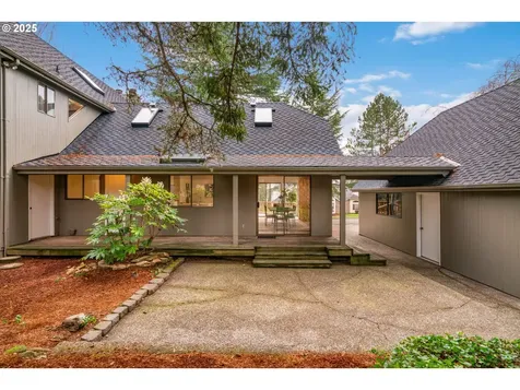 5845 Ridgetop Court Lake Oswego OR 97035