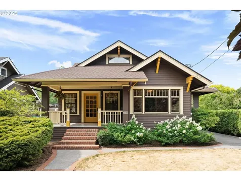 2436 Ne Dunckley Street Portland OR 97212