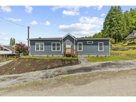 112 Se Church Street Winlock WA 98596