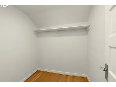 2709 Se 71st Avenue Portland OR 97206