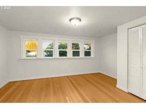 2709 Se 71st Avenue Portland OR 97206