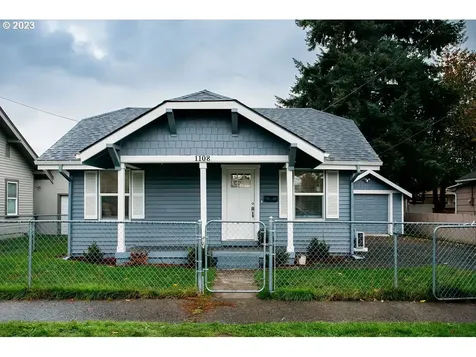 1108 S 5th Avenue Kelso WA 98626