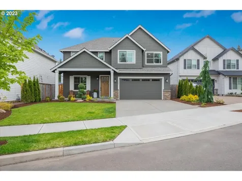 1524 Ne 17th Avenue Canby OR 97013