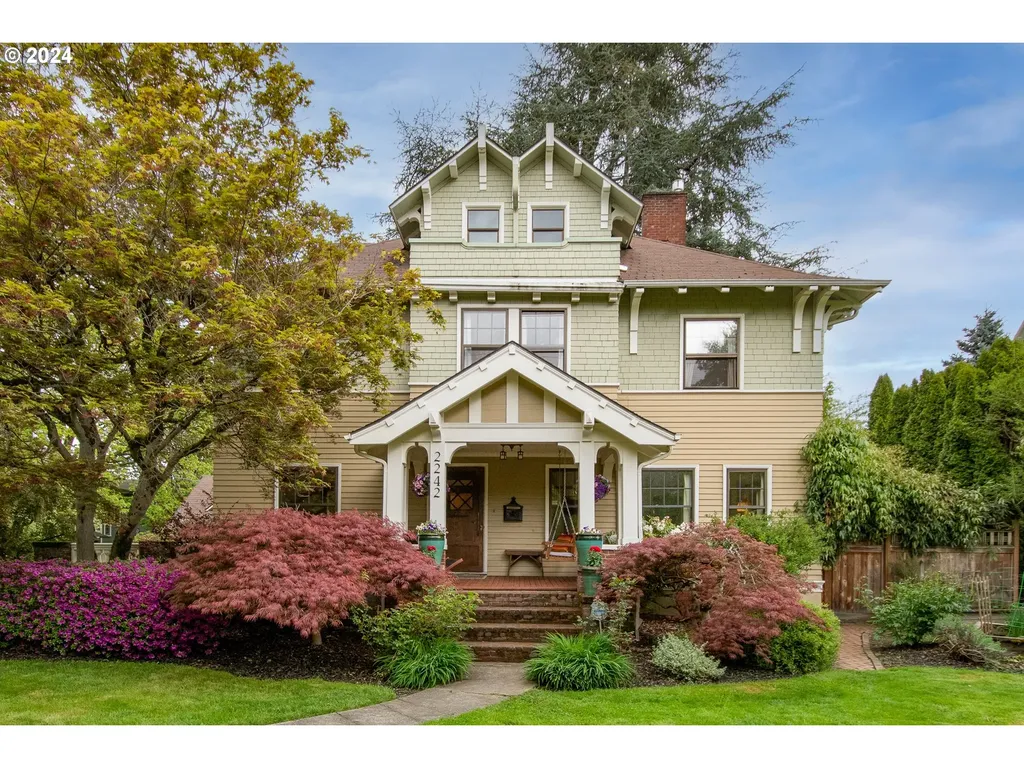 2242 Ne 21st Avenue Portland OR 97212