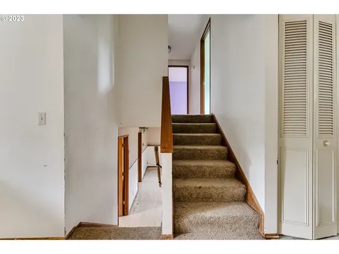 426 Ventura Avenue Eugene OR 97405