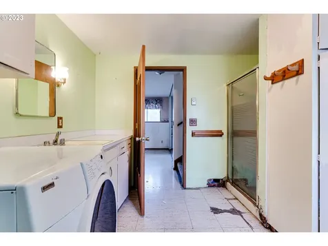 426 Ventura Avenue Eugene OR 97405