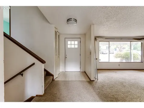 426 Ventura Avenue Eugene OR 97405