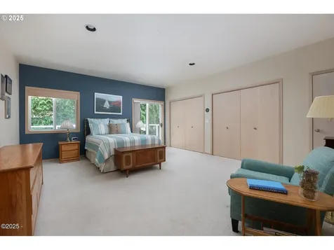136 SE Larch Street Newport OR 97365