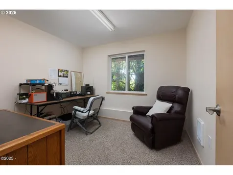 136 SE Larch Street Newport OR 97365