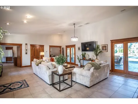 315 Evelyn Street Roseburg OR 97471