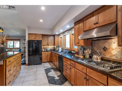 315 Evelyn Street Roseburg OR 97471