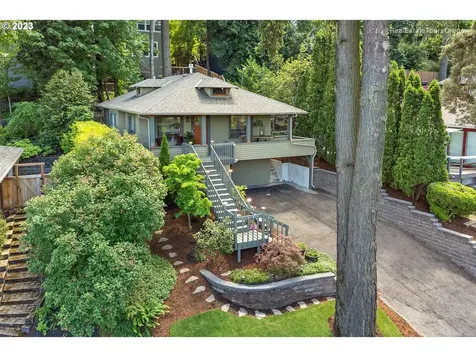 1612 Sw Logan Street Portland OR 97219
