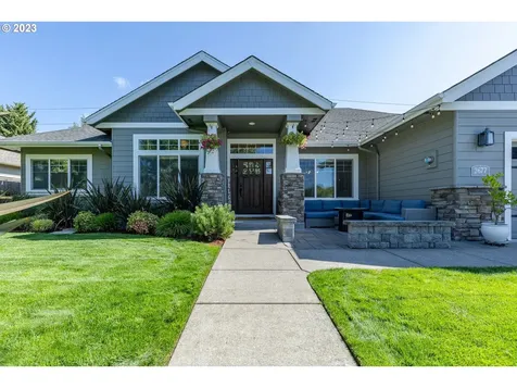 2677 Valley Forge Drive Eugene OR 97408