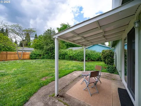 1376 Buck Street Eugene OR 97402