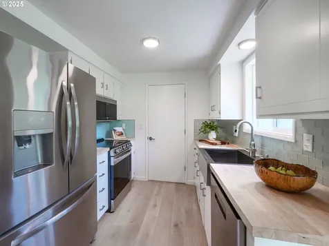 1376 Buck Street Eugene OR 97402