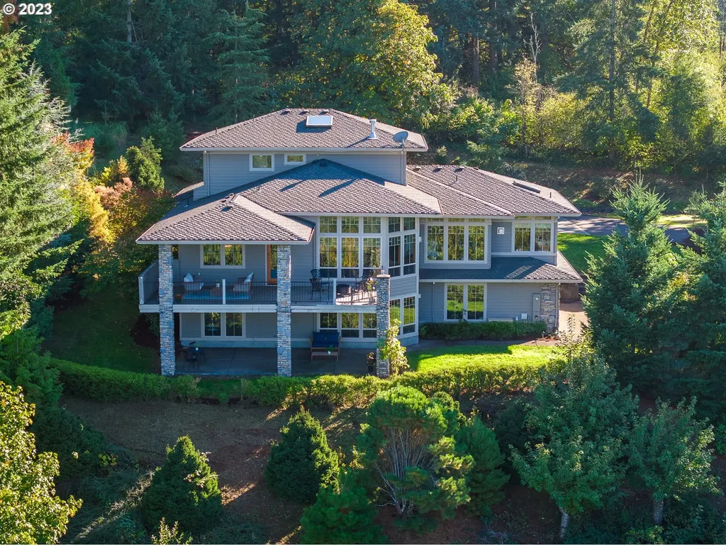 15325 S Burkstrom Road Oregon City OR 97045