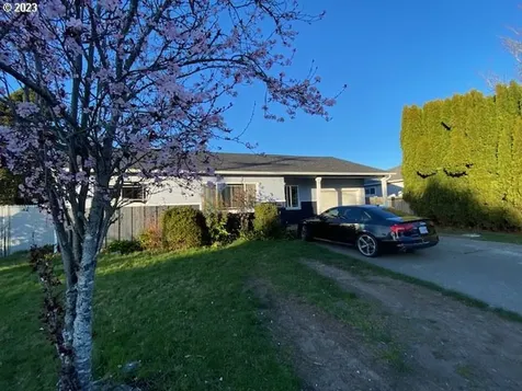 322 Railroad Street Brookings OR 97415