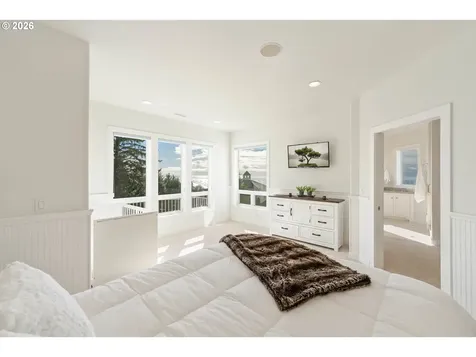 90955 Southview Lane Florence OR 97439