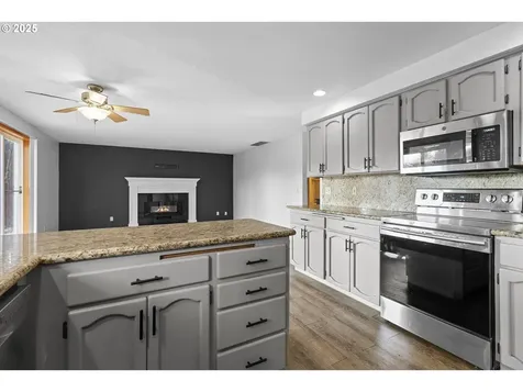 10611 NE 85th Circle Vancouver WA 98662