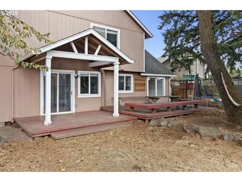 10611 NE 85th Circle Vancouver WA 98662