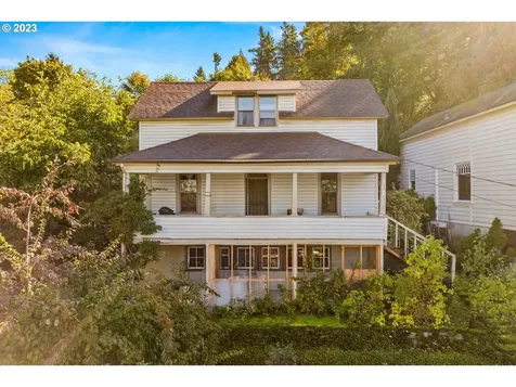 302 Monroe Street Oregon City OR 97045