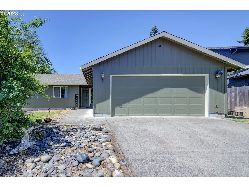 1339 E 1st Circle La Center WA 98629