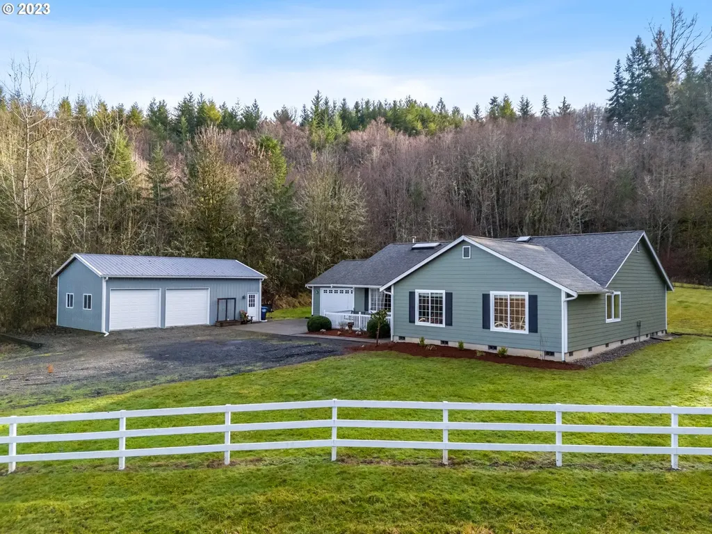 688 Evans Road Toledo WA 98591