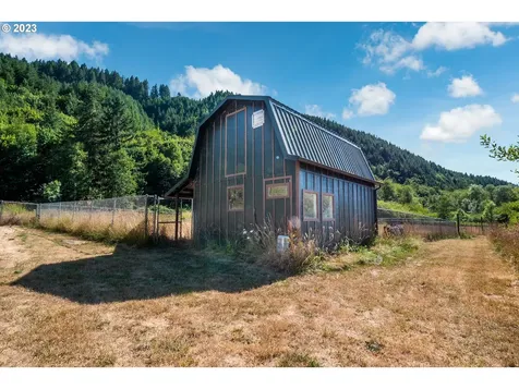 18624 Highway 36 Blachly OR 97412