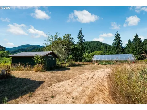 18624 Highway 36 Blachly OR 97412
