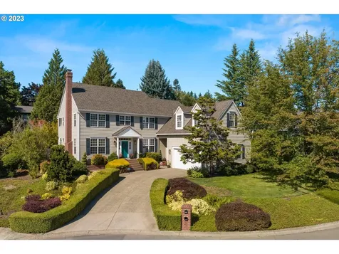 4353 Snowbrush Court Lake Oswego OR 97035